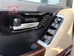 تۆیۆتا لاند کروزەر